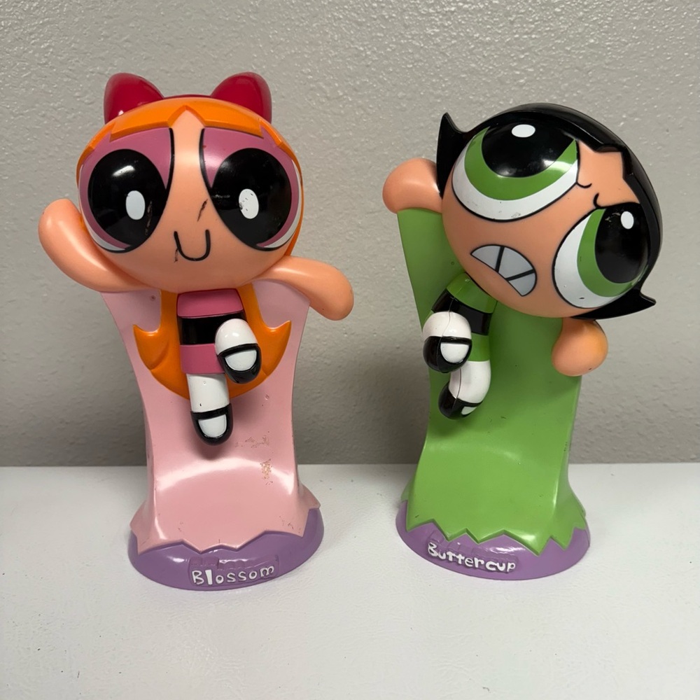 Vtg Rare 1999 Powerpuff Girls Blossom Buttercup 10” Plastic Storage Figure Stand